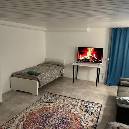 ראטינגן Souterrain Wohnung In Der Naehe Vom Duesseldorfer Flughafen מראה חיצוני תמונה